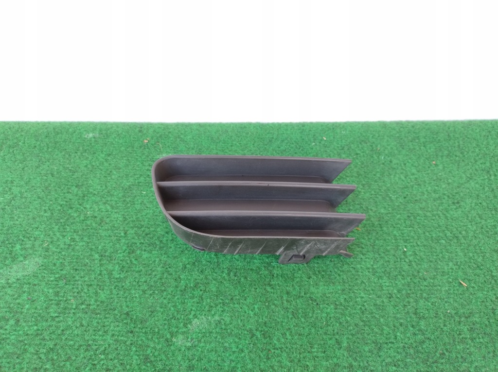 Купить Renault megane 2 2 02-06 год правая решётка бампера заглушка противотуманной фары