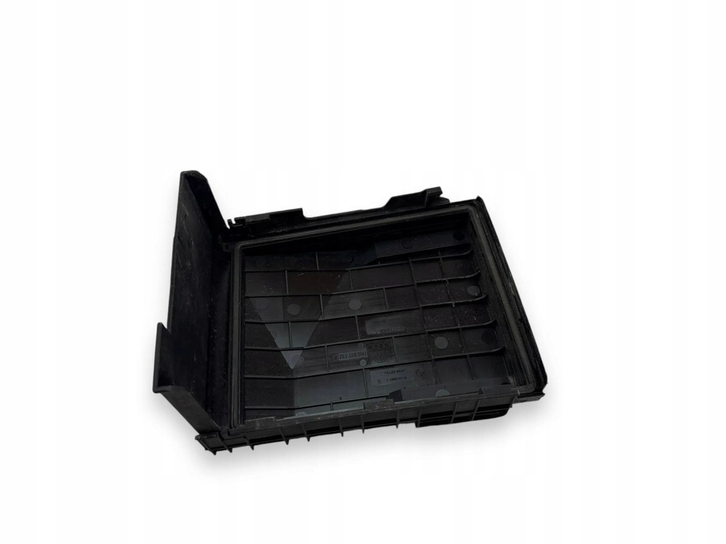 фото №5, Audi a3 s3 8p 2007 крышка коробка предохранителей