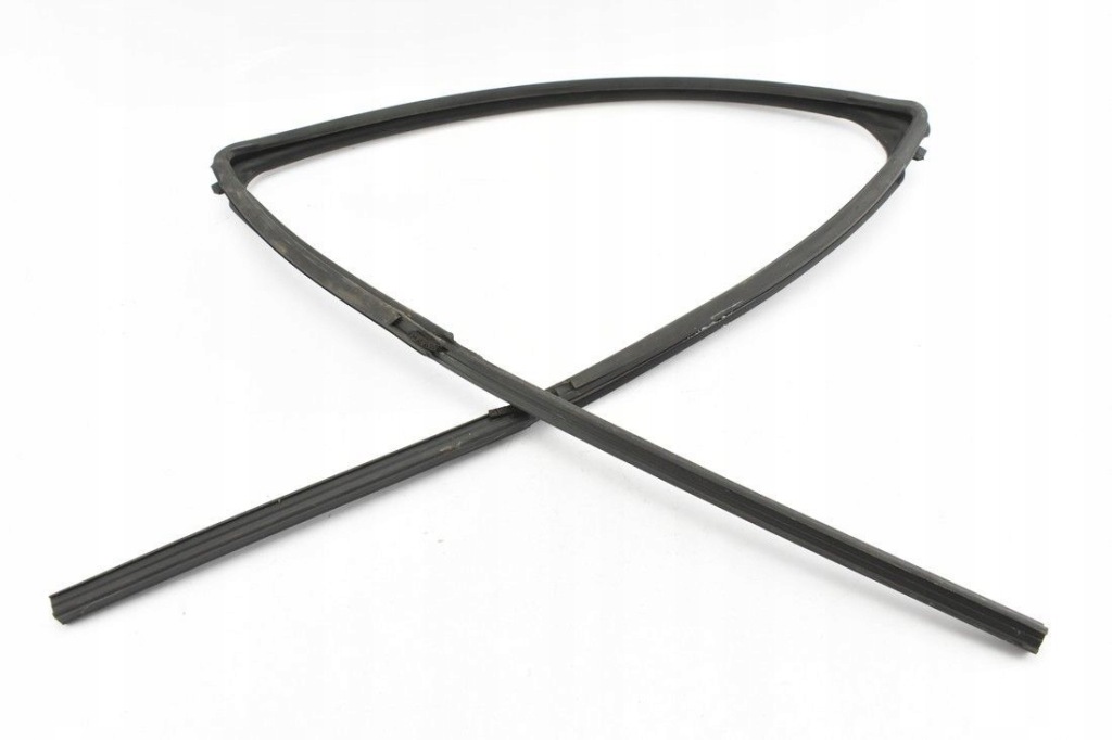 фото №1, Прокладка скло двері лівий задня mitsubishi l200 v