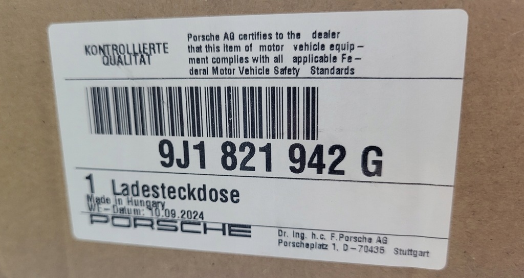 фото №14, Porsche taycan 9j1 разъём зарядки 9j1821942g