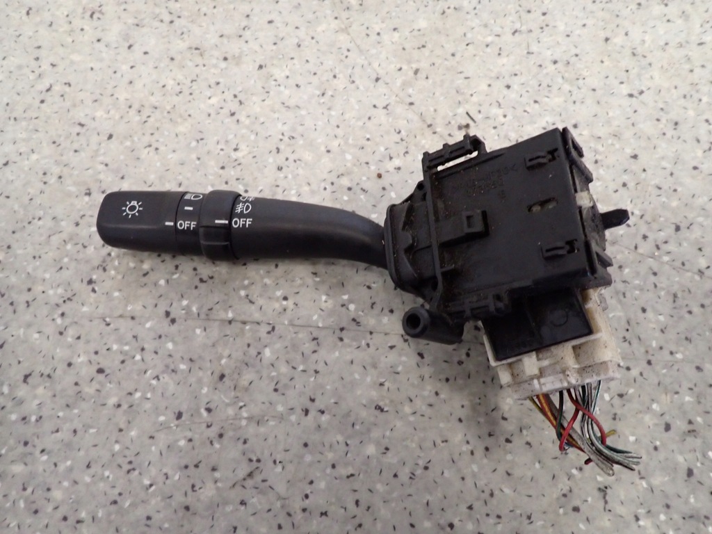 фото №1, Toyota avensis verso выключатель переключатель света