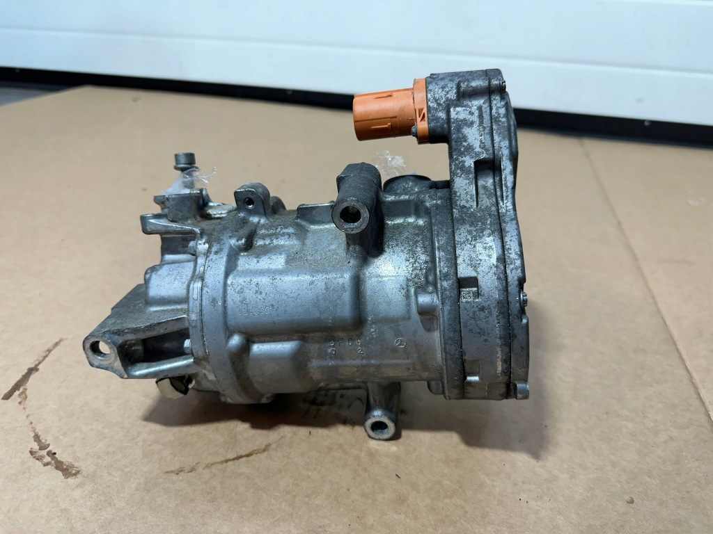 Компресор кондиціонера, кондиціонер, компресор mercedes eqa w243, h243 електрик Київ