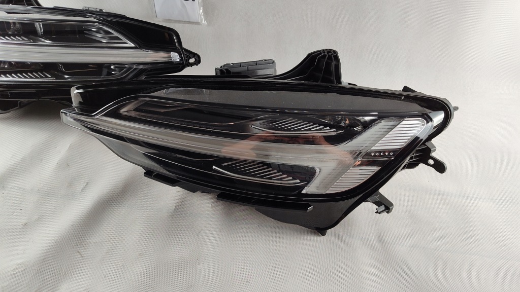 Volvo v60 s60 full led лівий правий фара фара ліва правий в Україні