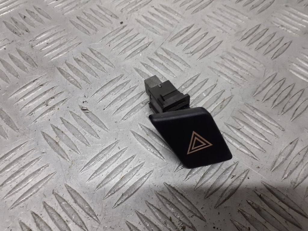 фото №1, Переключатель света аварийных toyota yaris ii