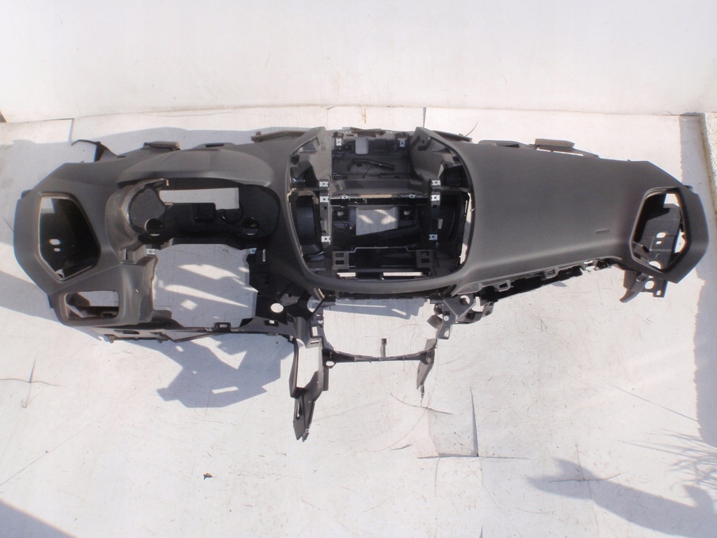 фото №6, Ford kuga панель приладів панель приладів консоль подушки безпеки ремені