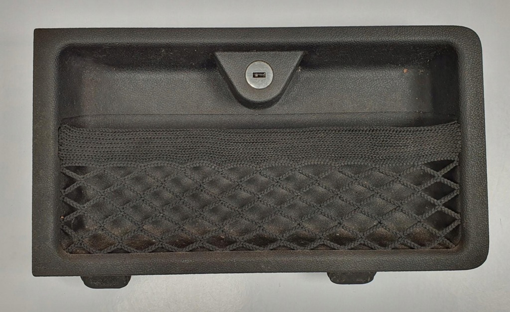 фото №1, Крышка бардачка багажника правая audi tt 8n cabrio