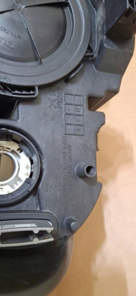 Фара перед передняя левая bmw x6 e71 рестайлинг  адаптивный led 7277451 с Разборки