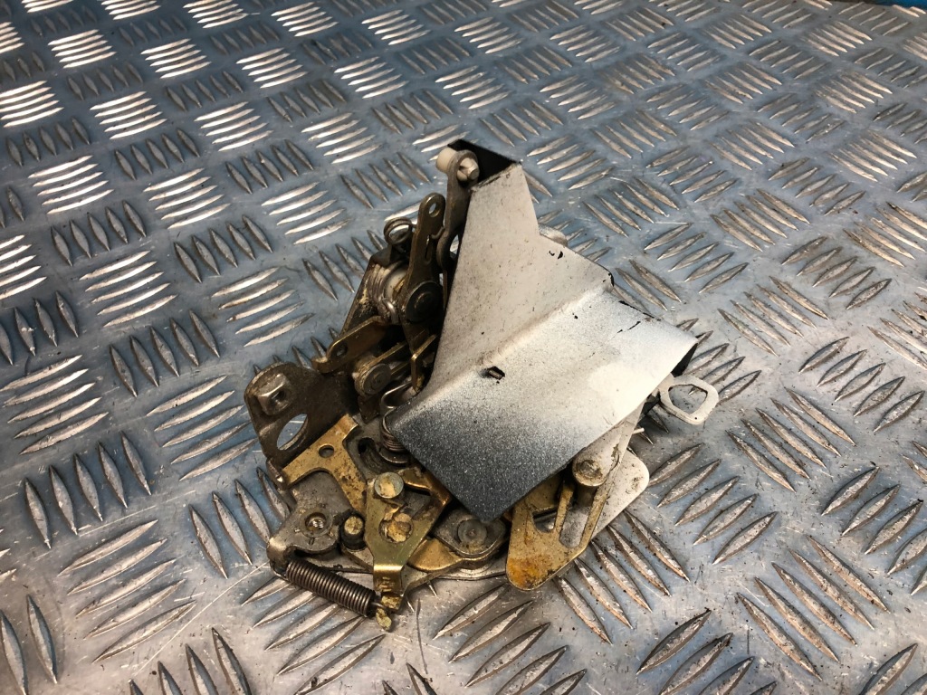 Купити Mercedes w123 coupe c123 замок двері лівий перед