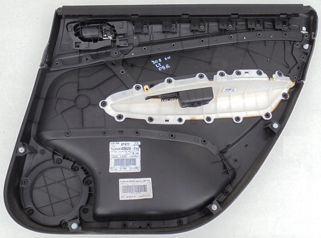 фото №2, Peugeot 308 i sw 09 r обшивка дверь левый задняя