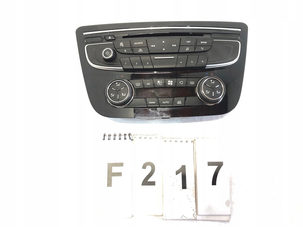 фото №1, Peugeot 508 508 rxh панель радио кондиционера 10-15