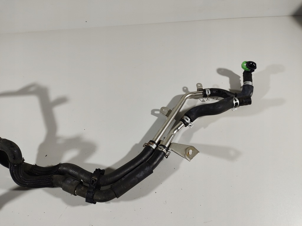 фото №6, Lexus is300h 13r wąż шланг wody