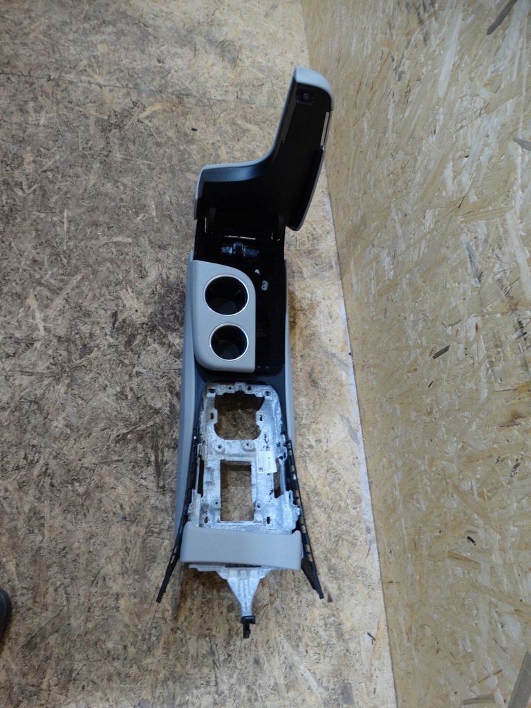 фото №6, Idealny подлокотник porsche panamera 971 1