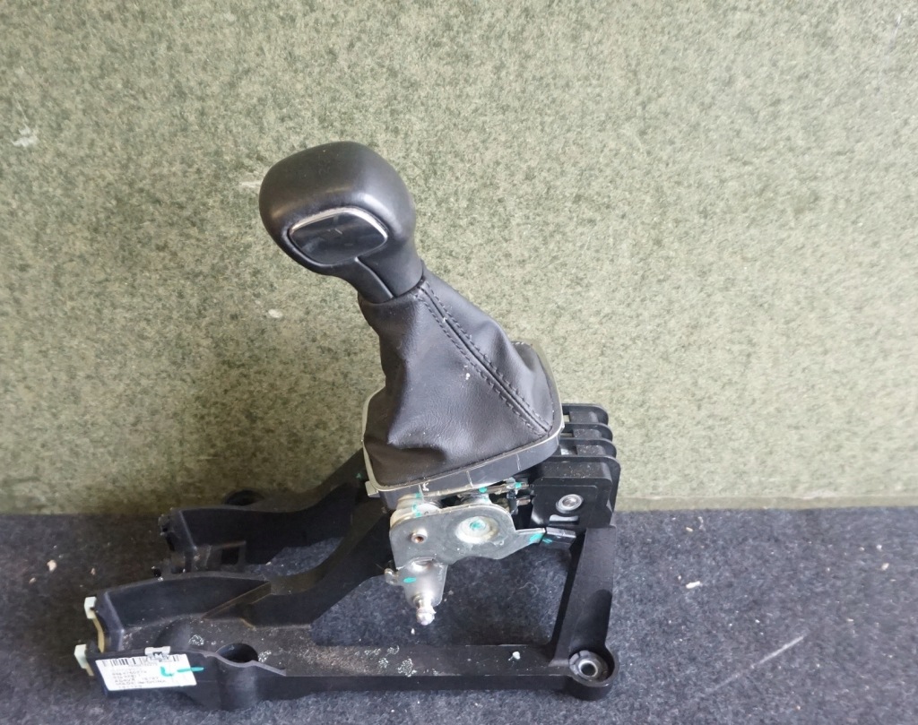 фото №1, Важіль перемикання передач volvo xc40 механічна коробка передач