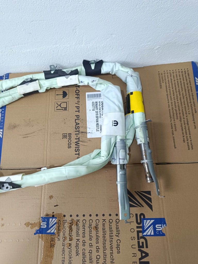 фото №3, Шторка безопасности левая подушка безопасности levante