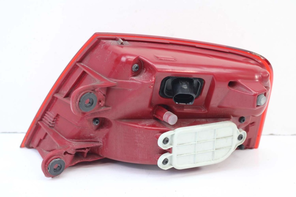 фото №12, Audi a8 s8 лампы led задняя 4h0945093 4h0945094 4h0945095 4h0945096 лампа задний