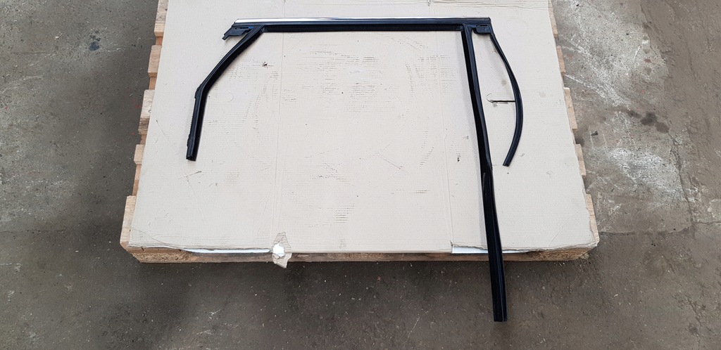 фото №1, Молдинг двері правих задня хром ford edge