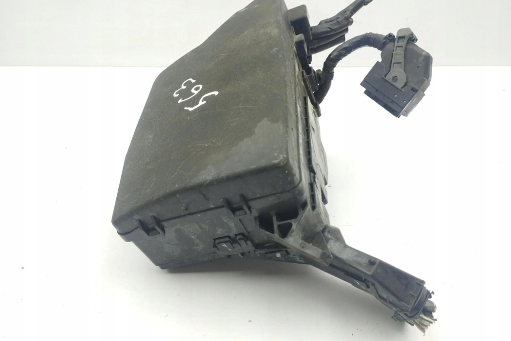 Коробка предохранителей toyota avensis _t22_ 8211505a30 1.6l дизель 2015 с Разборки