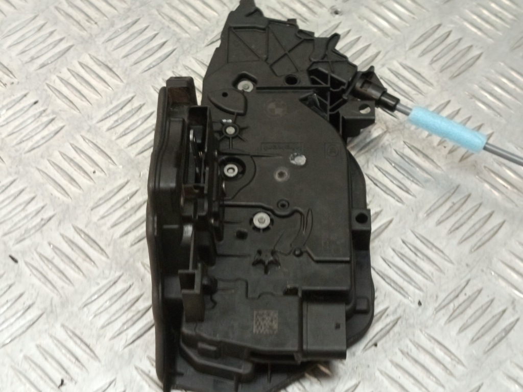 фото №12, Bmw оригінальний номер 7445041 1' f40 2' g42 3' g20 4' i4 g26 x1 u11 замок двері лівий перед