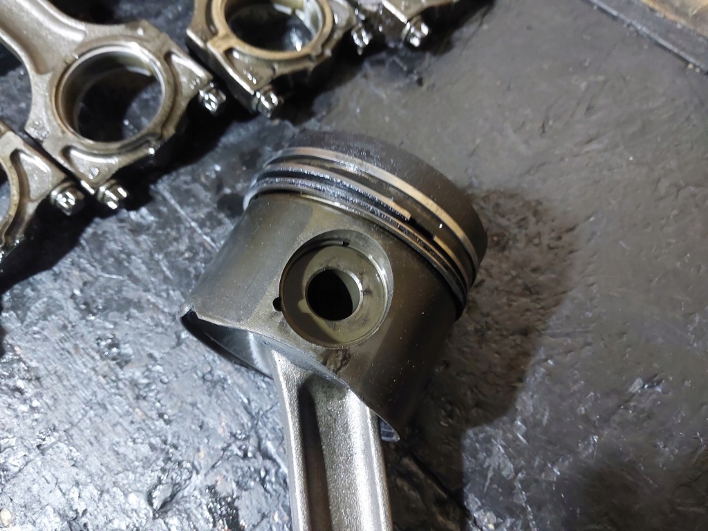 фото №9, Поршень шатун bmw e39 525d m57d25 256d1