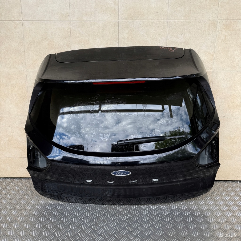 Купити Кришка багажника задня комплектна ford puma ii st-line 2023 rok камера