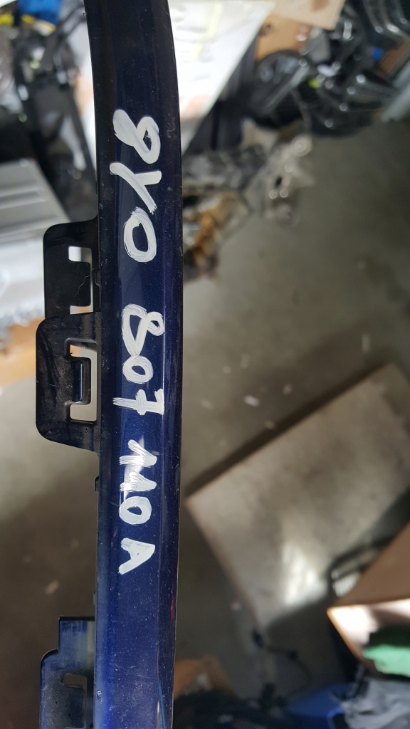 фото №12, Молдинг бампера передній audi a3 8y0807110a демонтаж