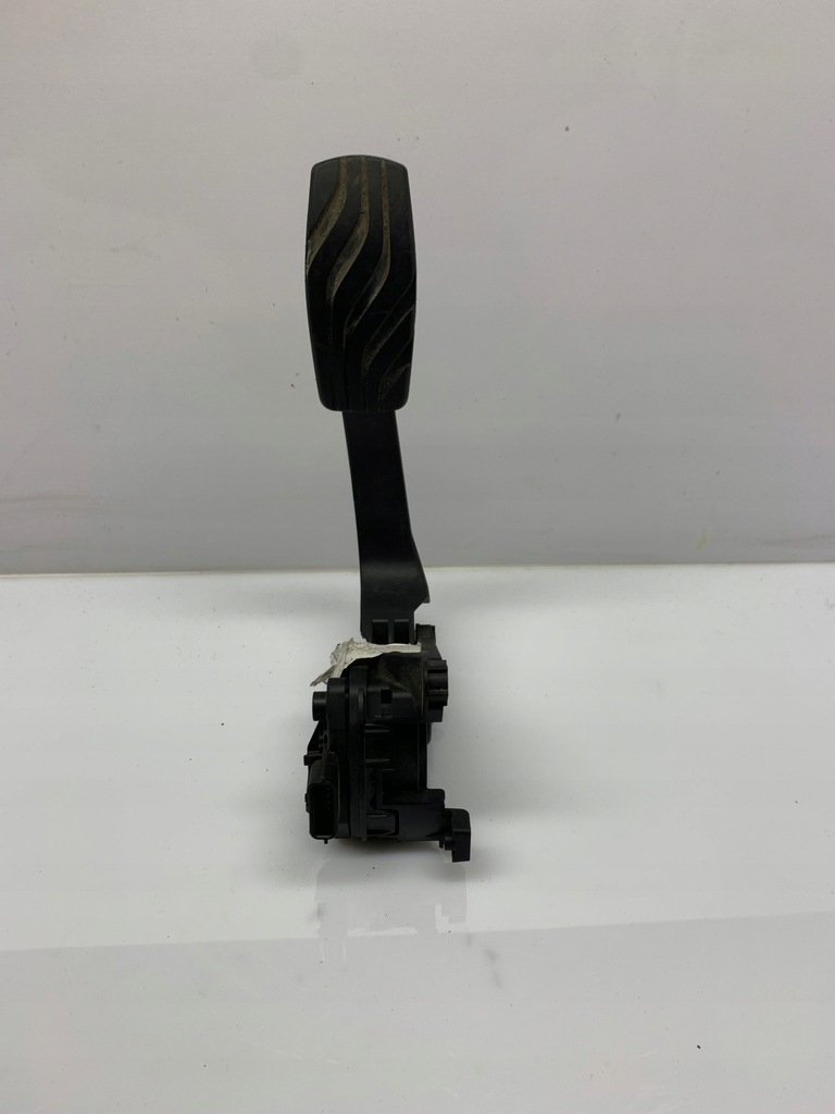 фото №1, Потенциометр педаль газа renault 180027890