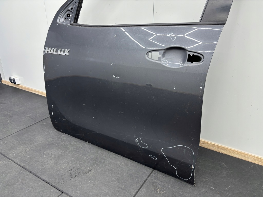 фото №10, Toyota hilux viii 2015r-- дверь левая передние перед