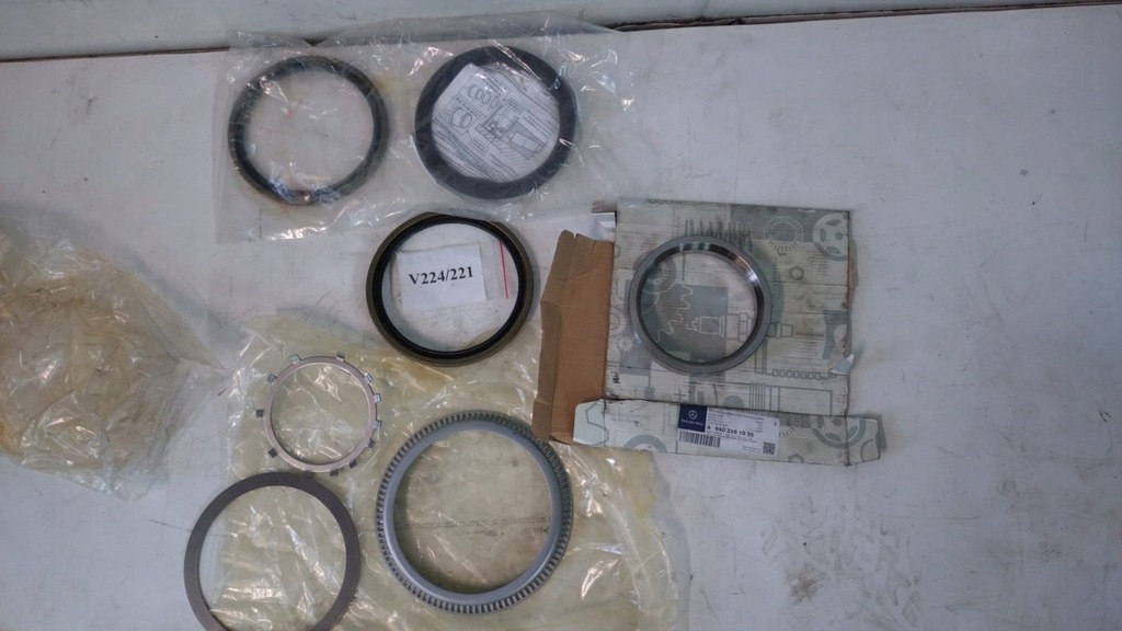 фото №1, Набор ремонтный ступица mercedes atego actros mp4 mp3 a9403501035 v224/221