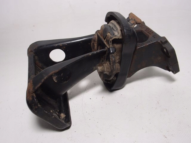 фото №7, Кронштейн подушка кронштейн левый toyota dyna 3.0 d 2011