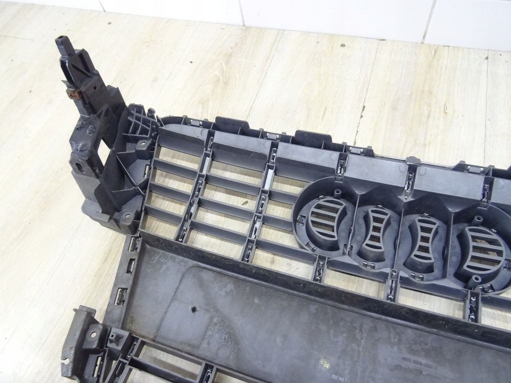 фото №11, Audi a5 8t przed lift решітка радіатора 8t0853651c