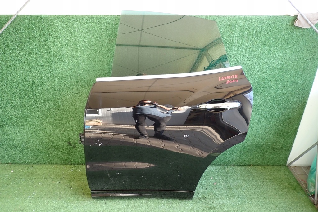 фото №1, Двері лівий задня maserati levante 2017
