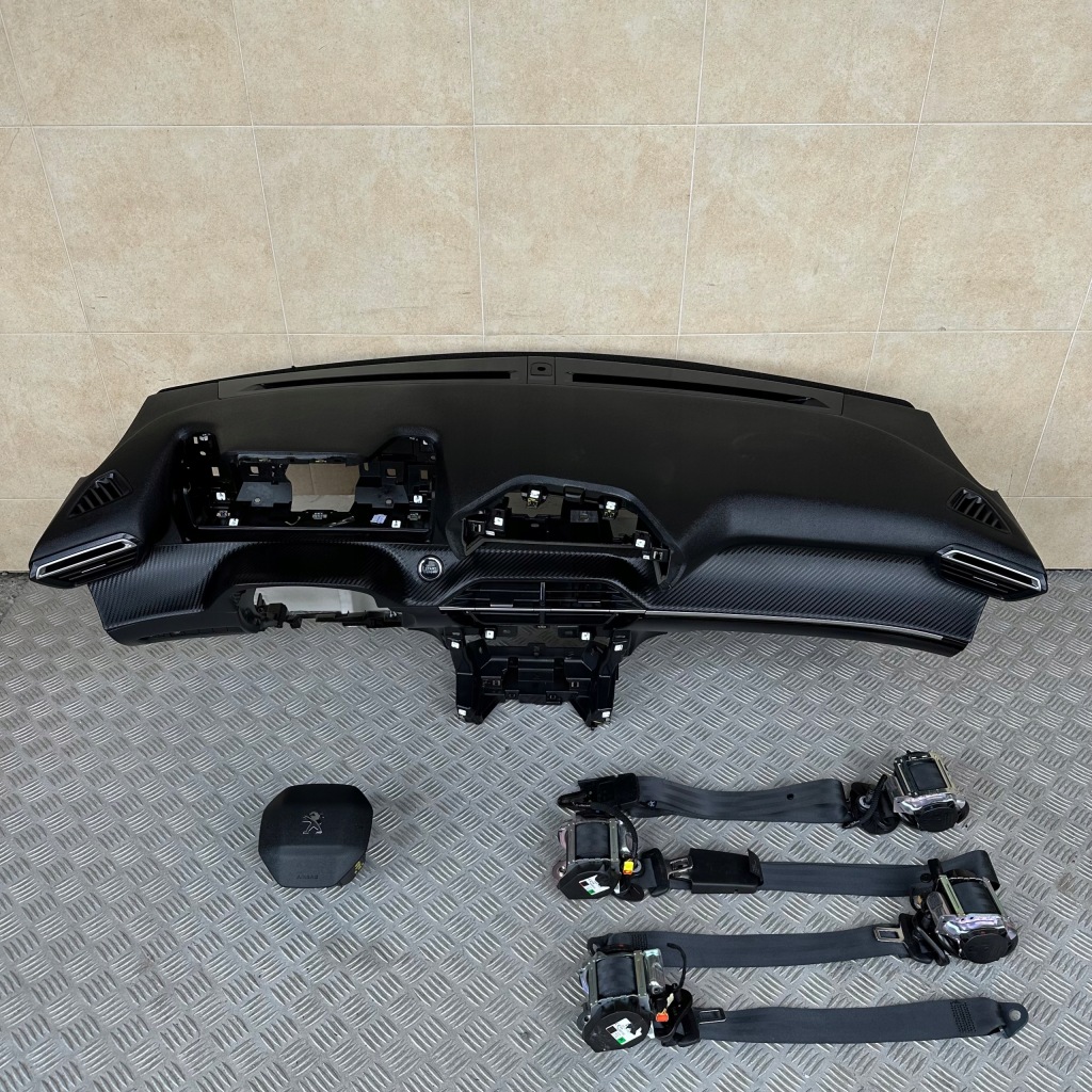 фото №1, Приборная панель консоль комплектная подушка безопасности peugeot 208 ii