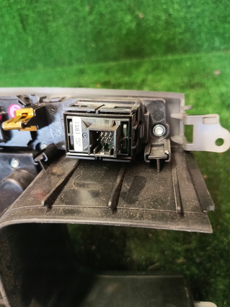 фото №6, Opel ampera volt панель управление радио кондиционера 22813952