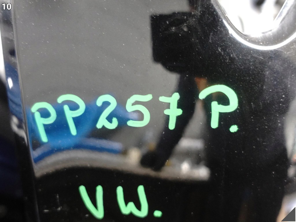 фото №11, Vw id4 id.4 11a 20- крыло fender правый перед + молдинг эмблема pro