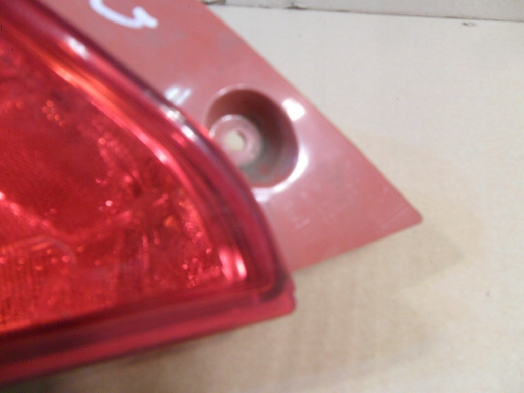 фото №7, Лампа левая задняя mazda 2 ii хэтчбек europa