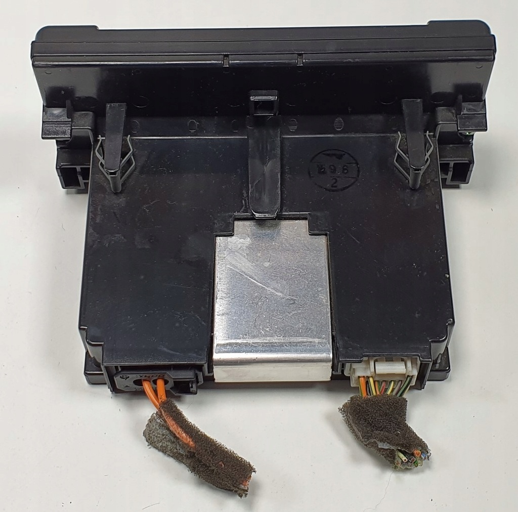 фото №2, Дисплей радио volvo c70 ii 30775262