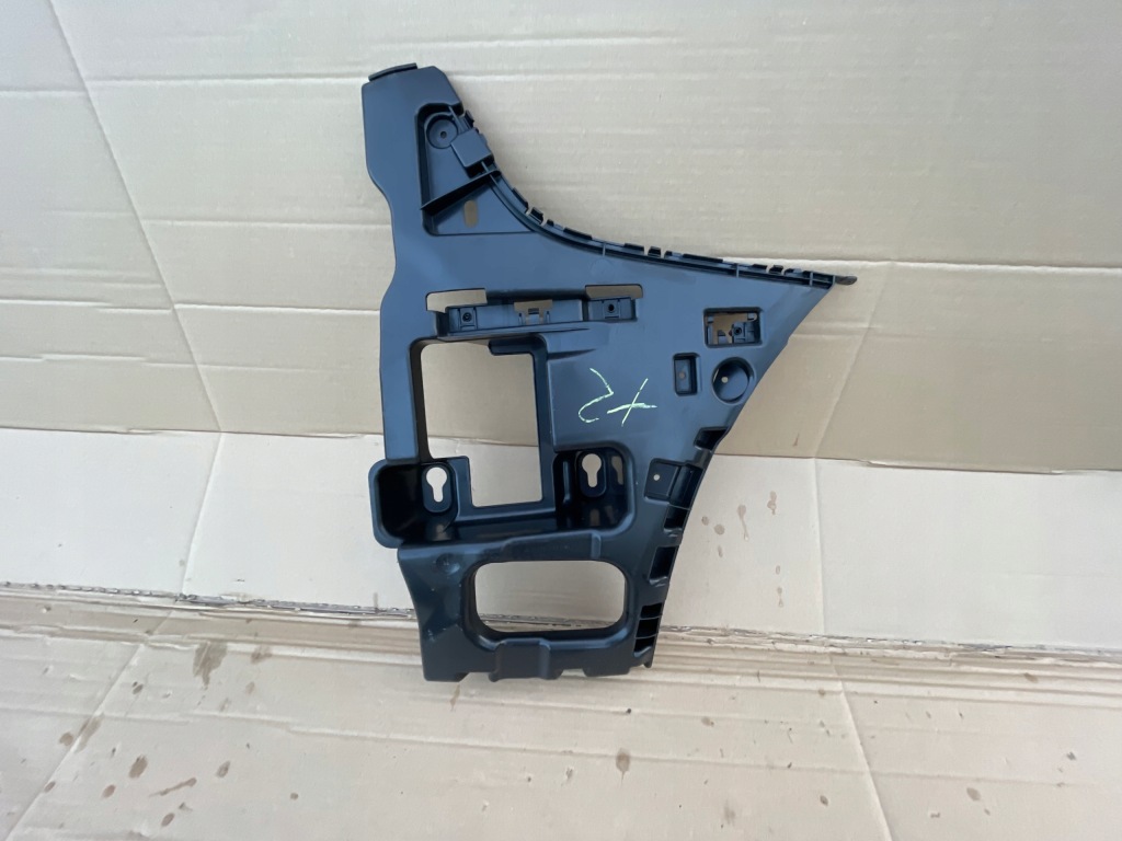 фото №1, Bmw 2 f46 правый направляющая бампера задняя задний