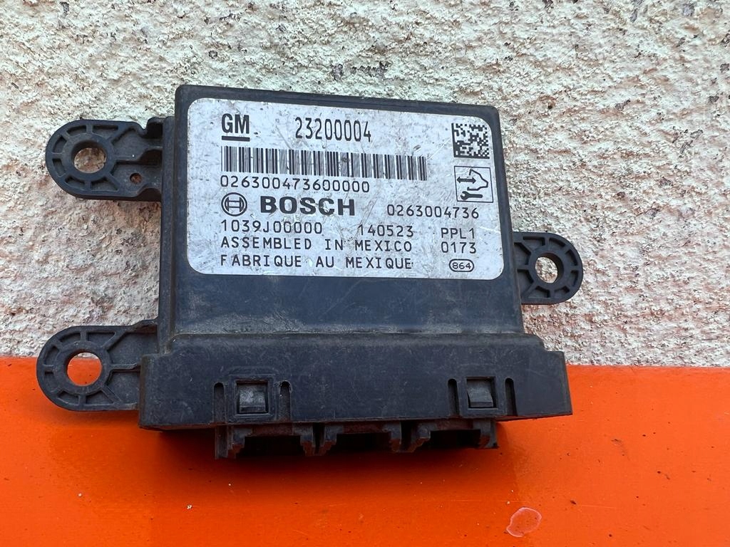 Купити Opel insignia a 23200004 модуль pdc org.