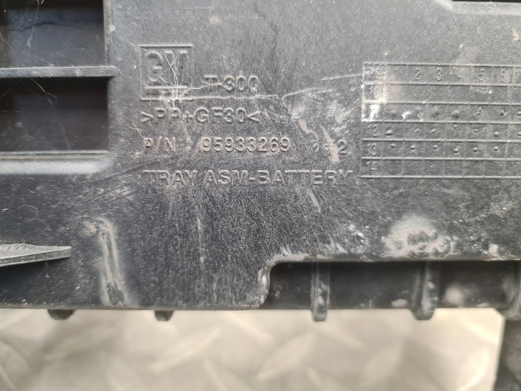 фото №6, Основа полиця корпус акумулятор chevrolet trax 95933269 комплектна