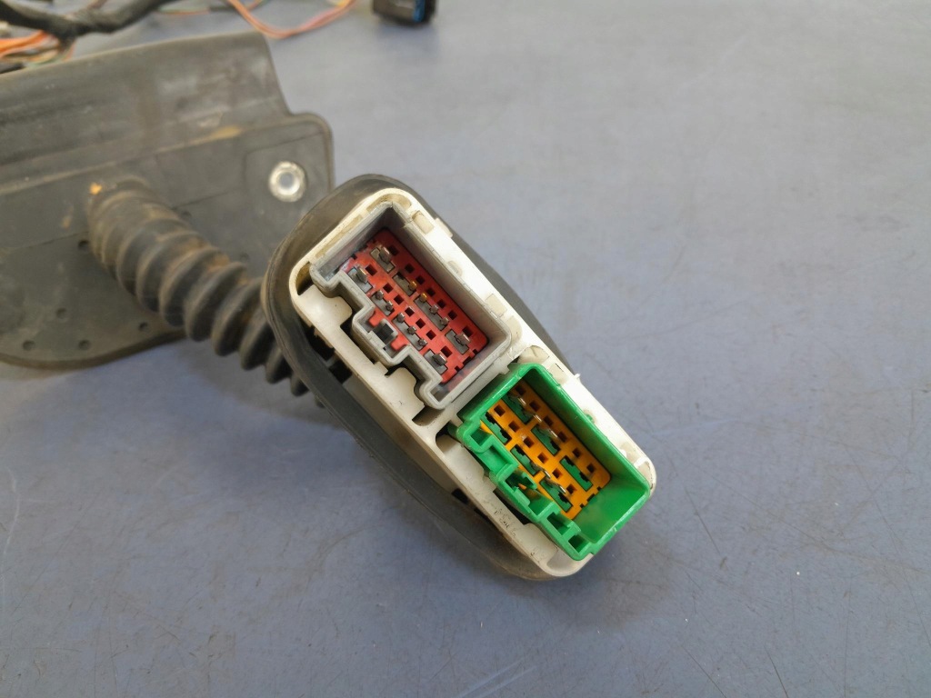 фото №2, Town country v жгут дверь перед левый