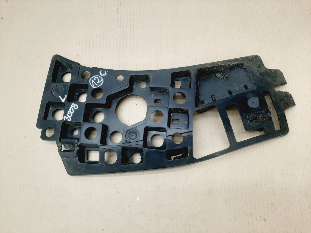 фото №10, Направляющая бампера левый перед peugeot 3008 i lata 2009-2012 przed lift