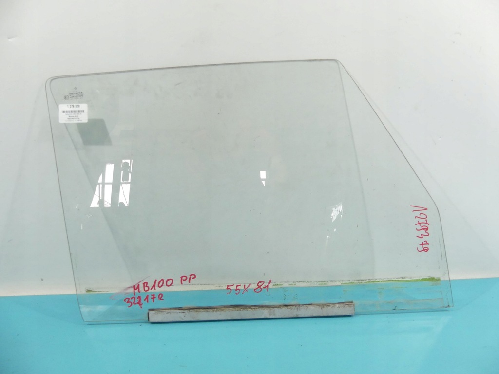 фото №1, Стекло дверь перед правая mercedes mb100