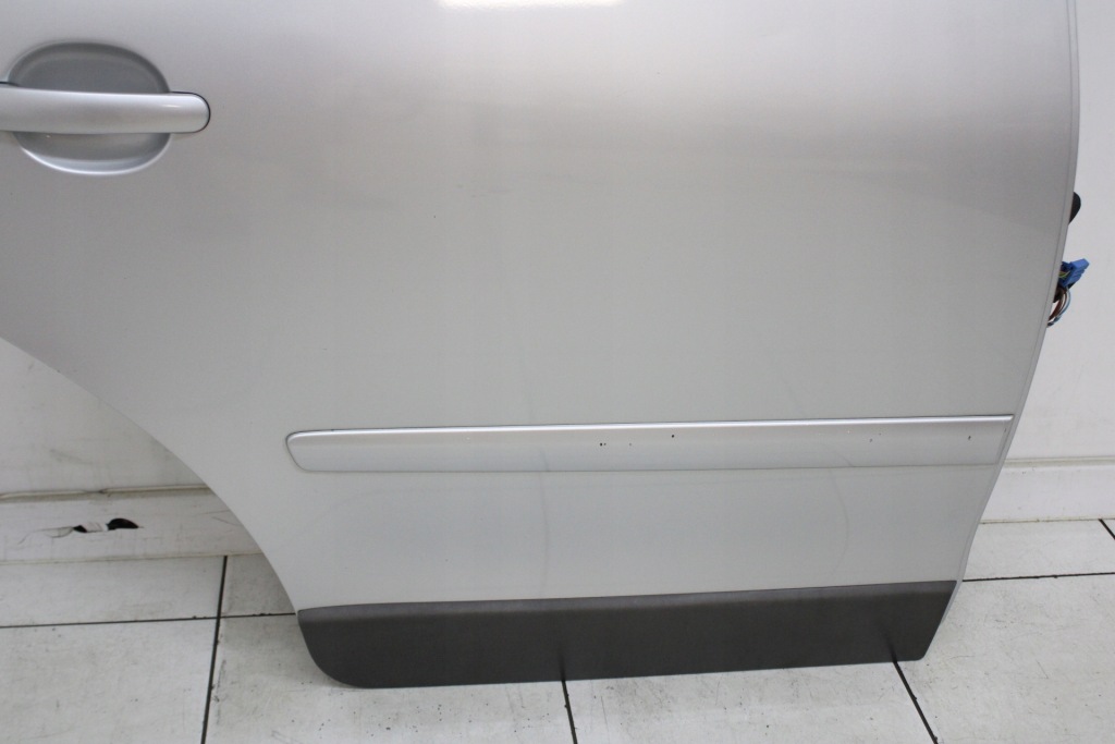 фото №6, Дверь правое задние правый задняя volkswagen vw polo 9n cross 2005r- la7w