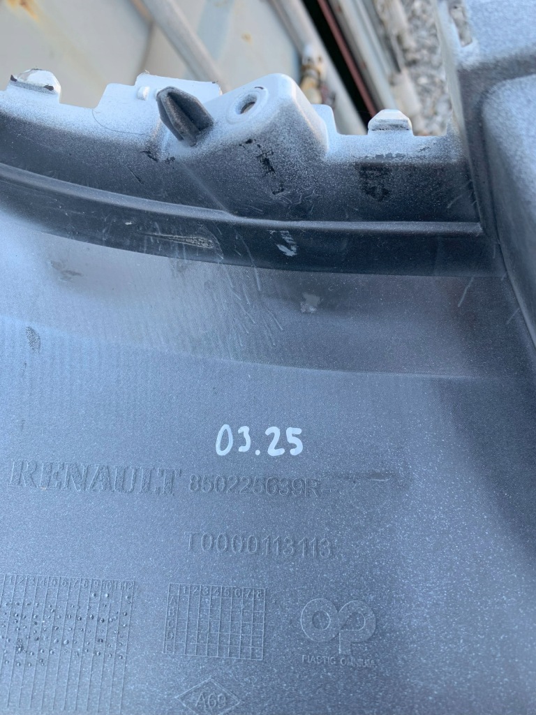 Бампер задній renault clio 4 iv fl 16r 2016 pdc 850225639r 03.25 Недорого