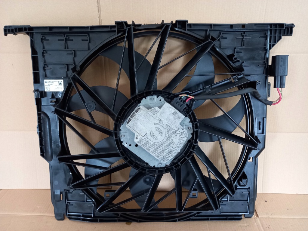 Купити Вентилятор радіатора bmw 5 f10 f11 7633273
