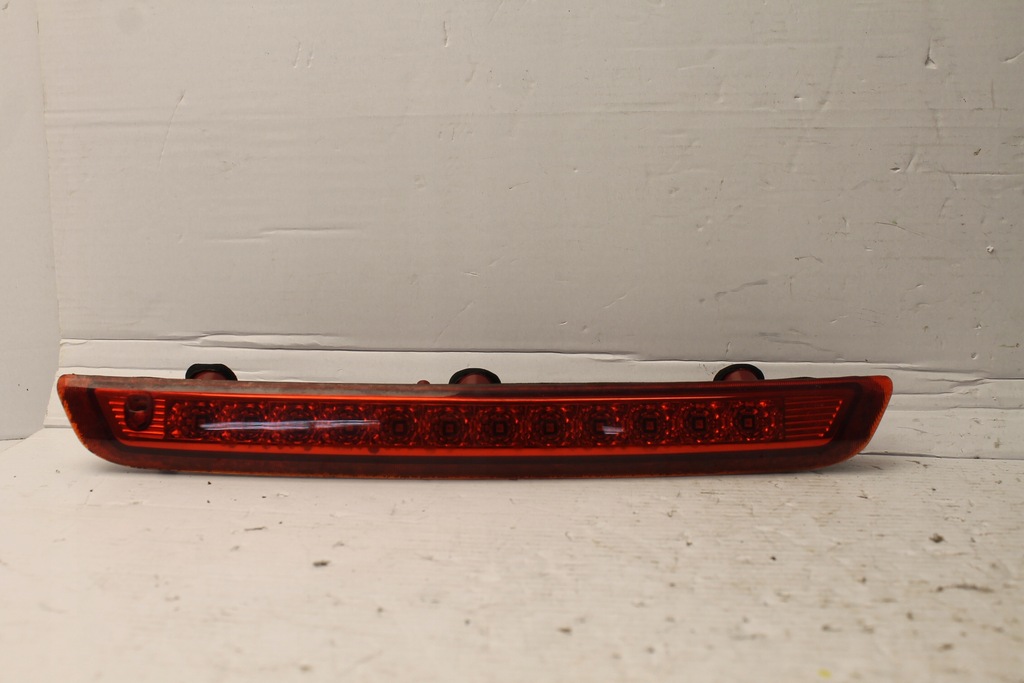 фото №1, Hyundai i30 kombi lift 08r- третий свет лампа стоп стоп-сигнал