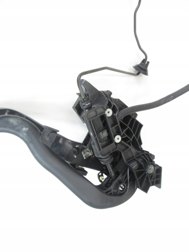 фото №10, Педалі гальма зчеплення циліндр зчеплення bmw f39 x2 f45 f48 x1 europa механічна коробка передач