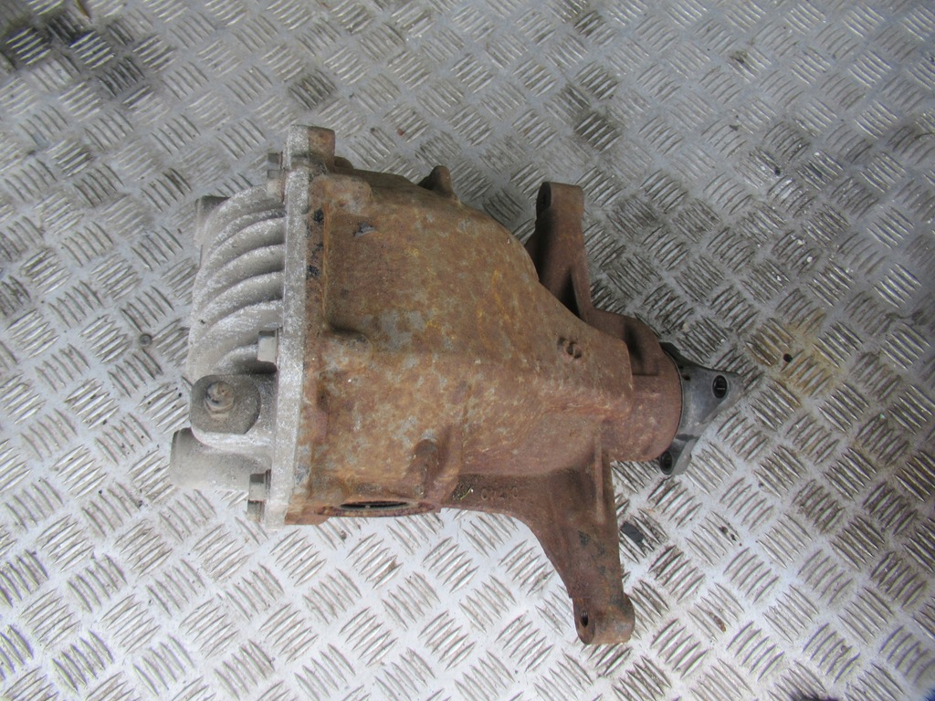 фото №1, Hyundai equus genesis 2015 r. 5.0 gdi v8 міст диференціал задня f322 r3538