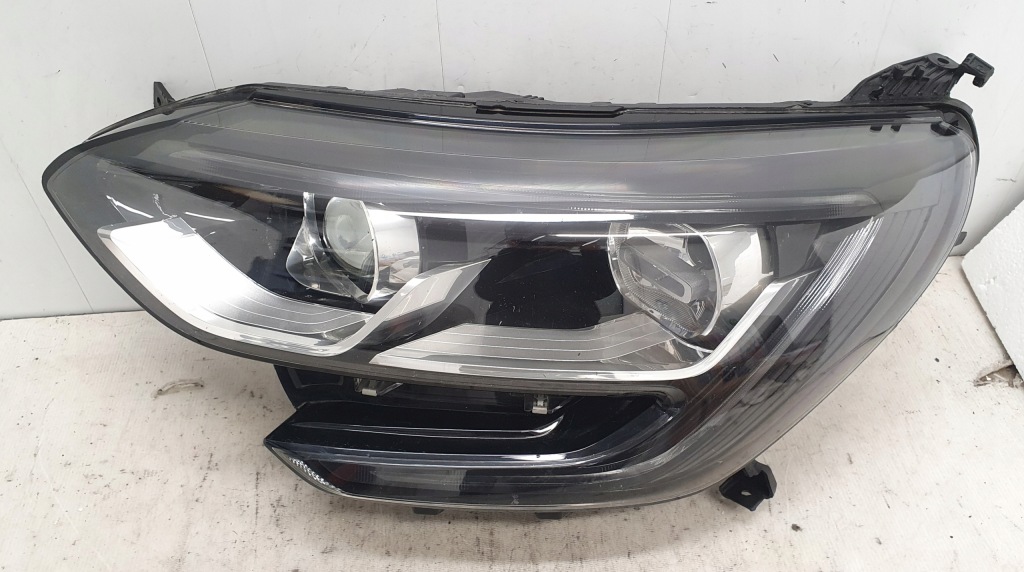 Купить Renault megane iv 4 фара перед левая led оригинал европа
