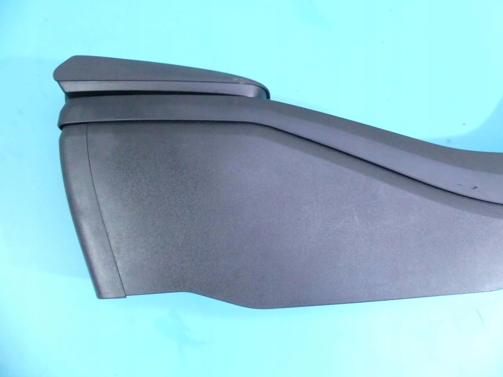 фото №8, Подлокотник туннель volvo v40 ii 12